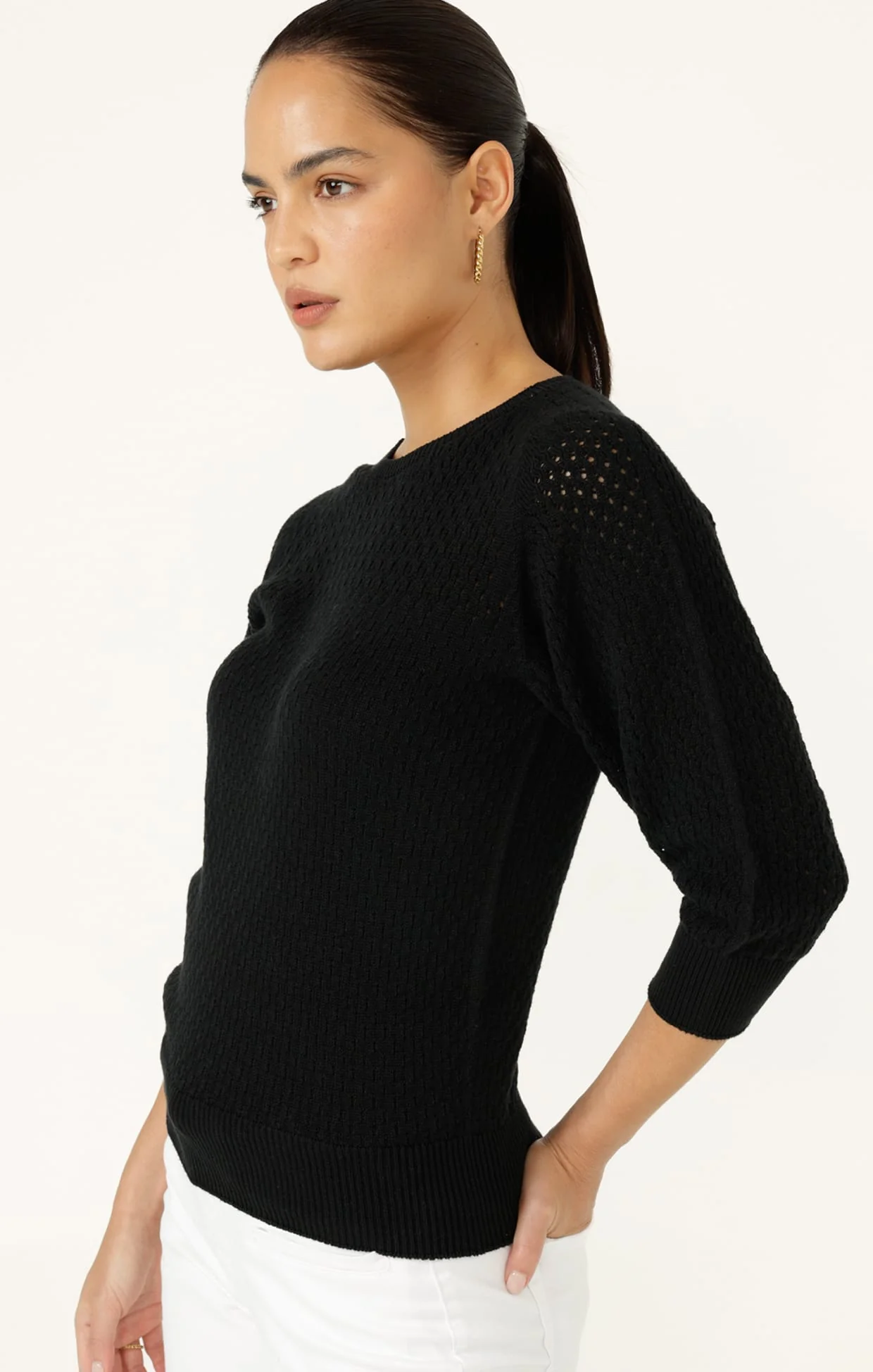 3/4 SLEEVE RIPPLE KNIT TOP IN BLACK - Image 4