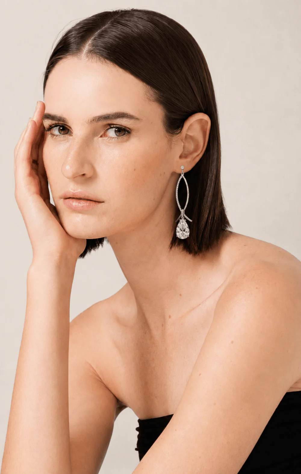 ALLEGRA DROP EARRINGS IN DIAMANTE - Image 2