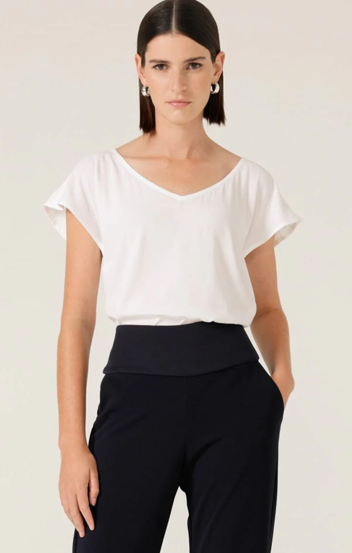 ANALIA TOP IN WHITE - Image 6