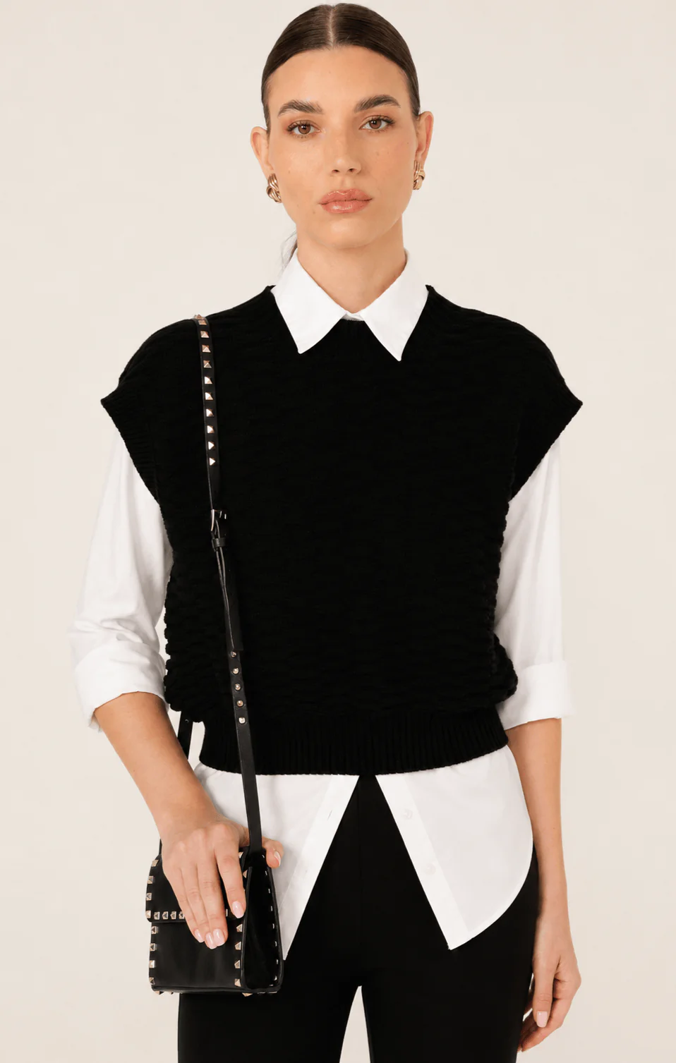 BUBBLE KNIT TOP IN BLACK - Image 2