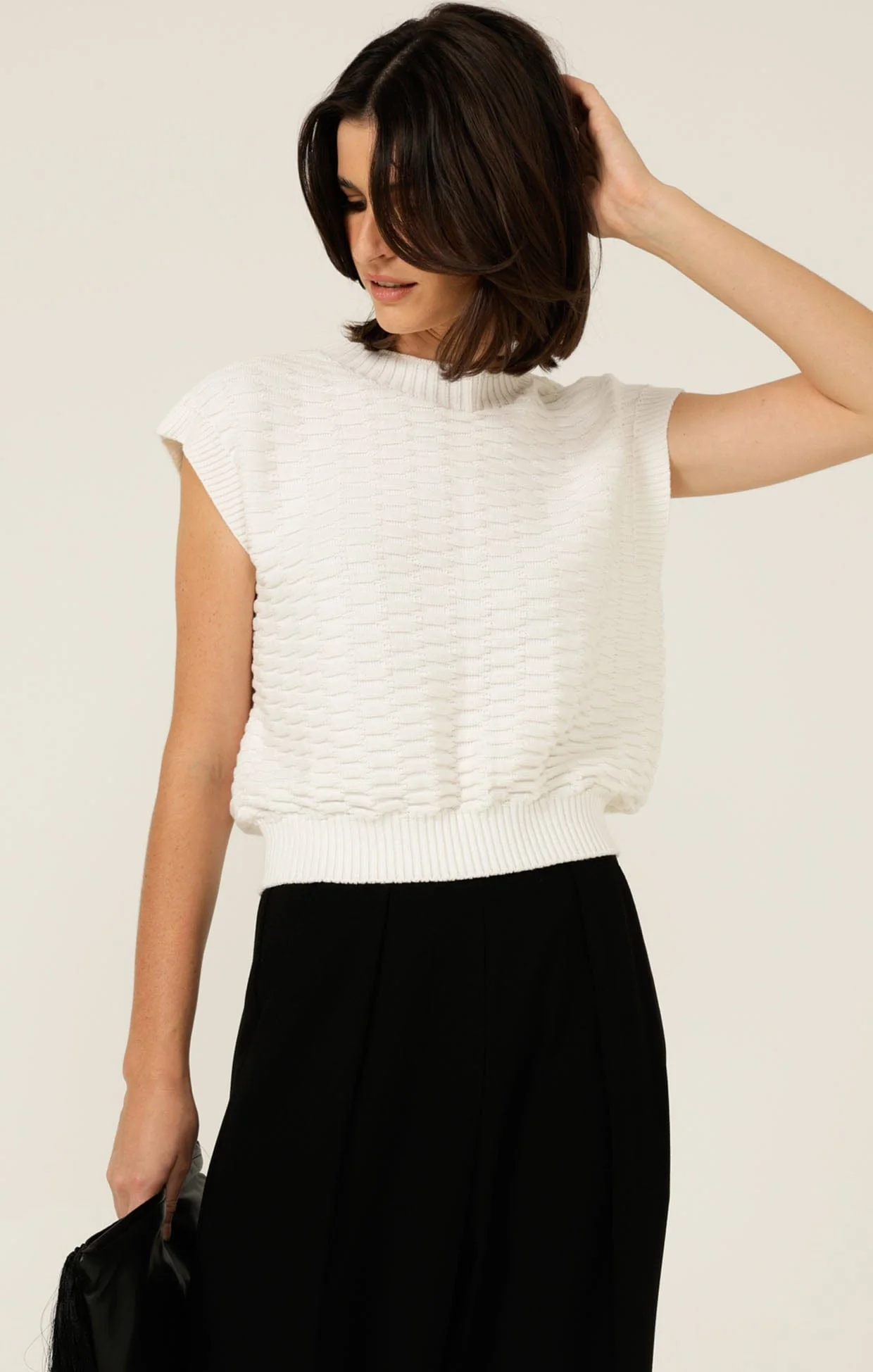 BUBBLE KNIT TOP IN IVORY - Image 3