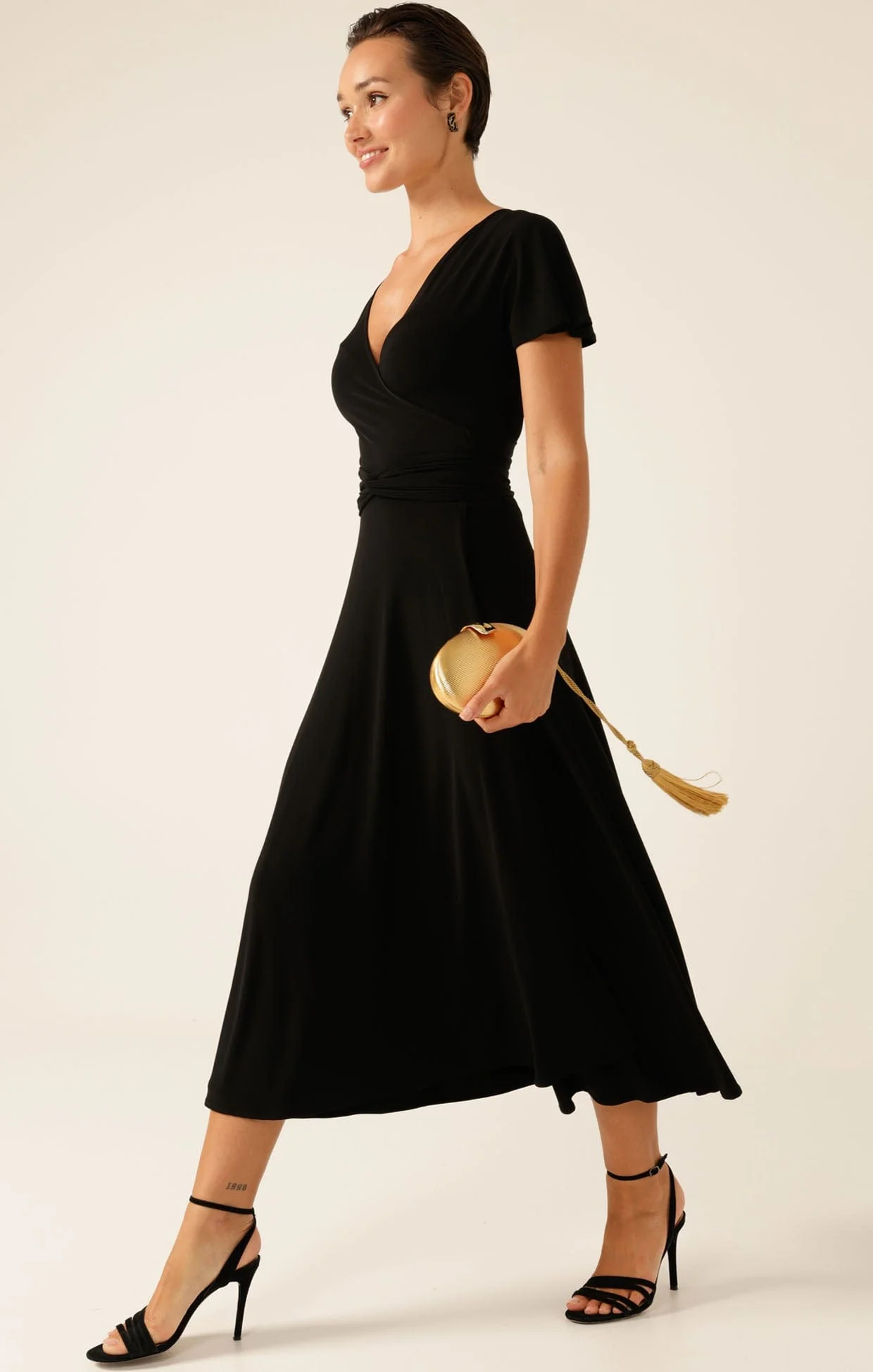 FLUTE SLEEVE REVERSE WRAP IN BLACK - Image 6