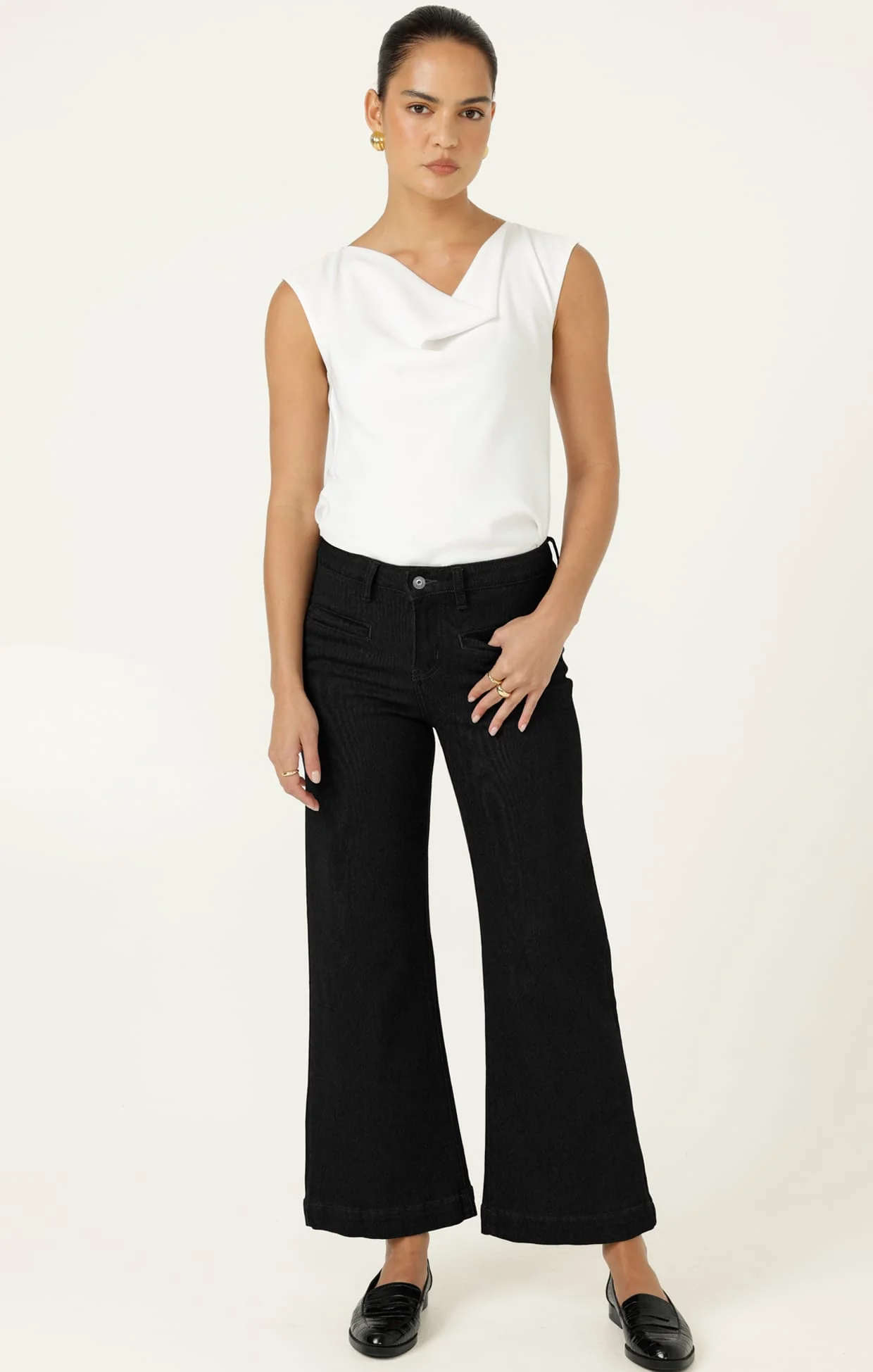 FREYA WIDE LEG JEAN IN BLACK - Image 2