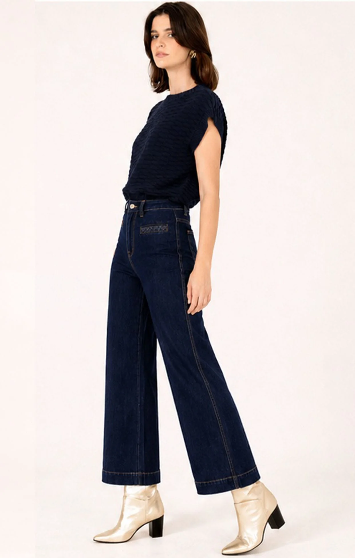 FREYA WIDE LEG PLAIT POCKET JEAN IN PALISADE BLUE - Image 3