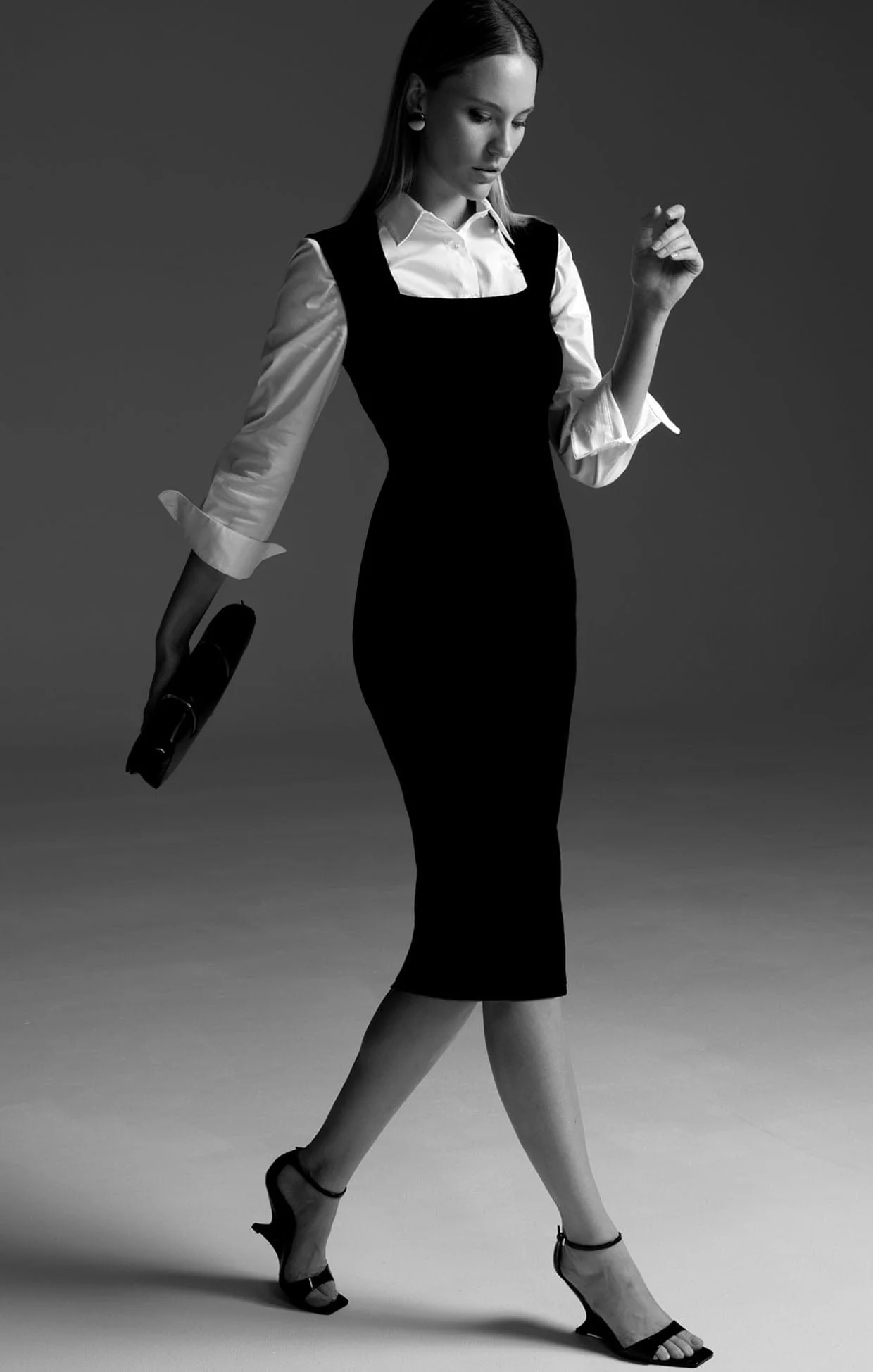 IRIS CAP SLEEVE DRESS IN BLACK - Image 7