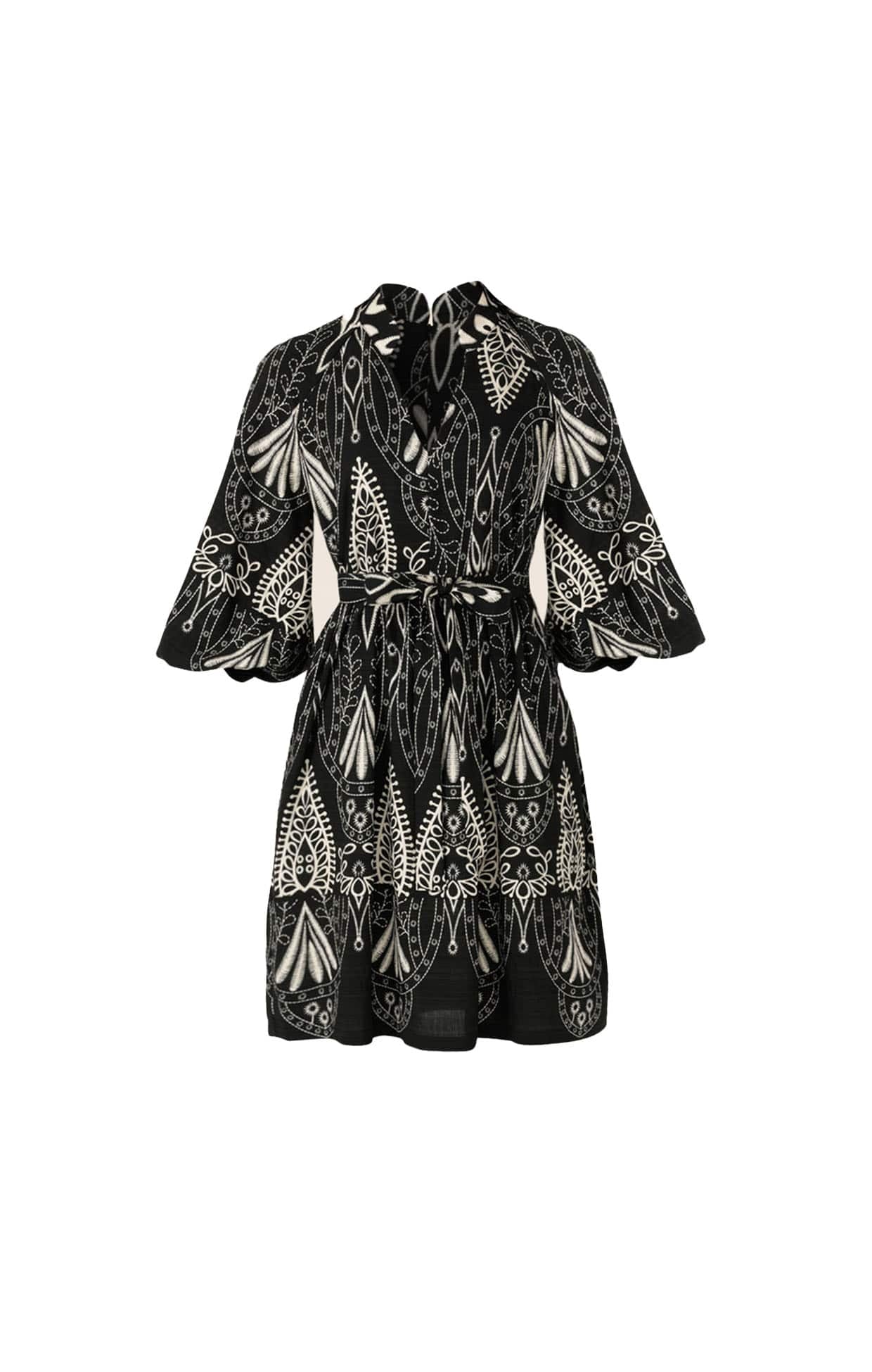 KIRRA SHIFT DRESS IN BLACK CREAM - Image 9