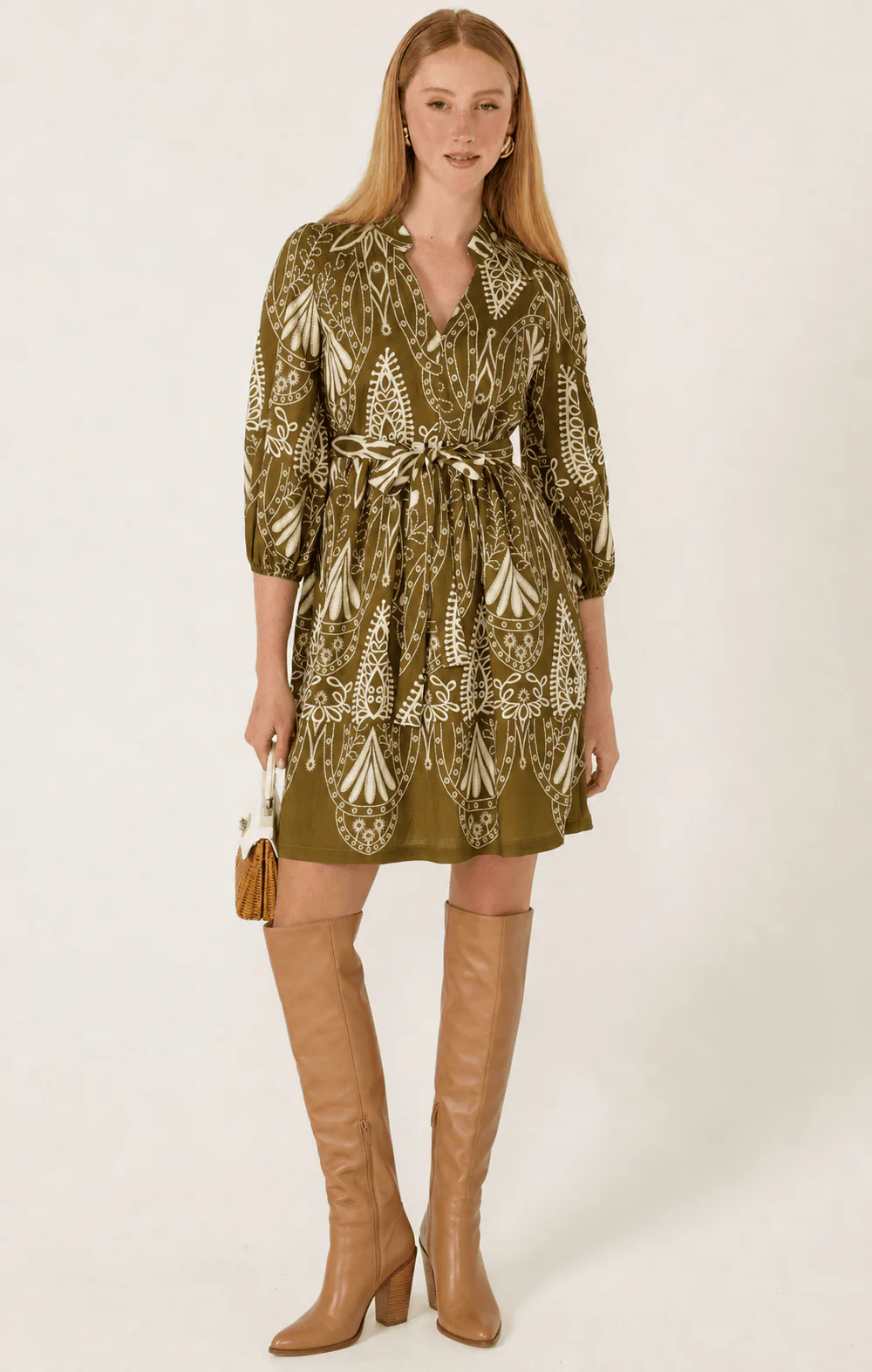 KIRRA SHIFT DRESS IN OLIVE CREAM