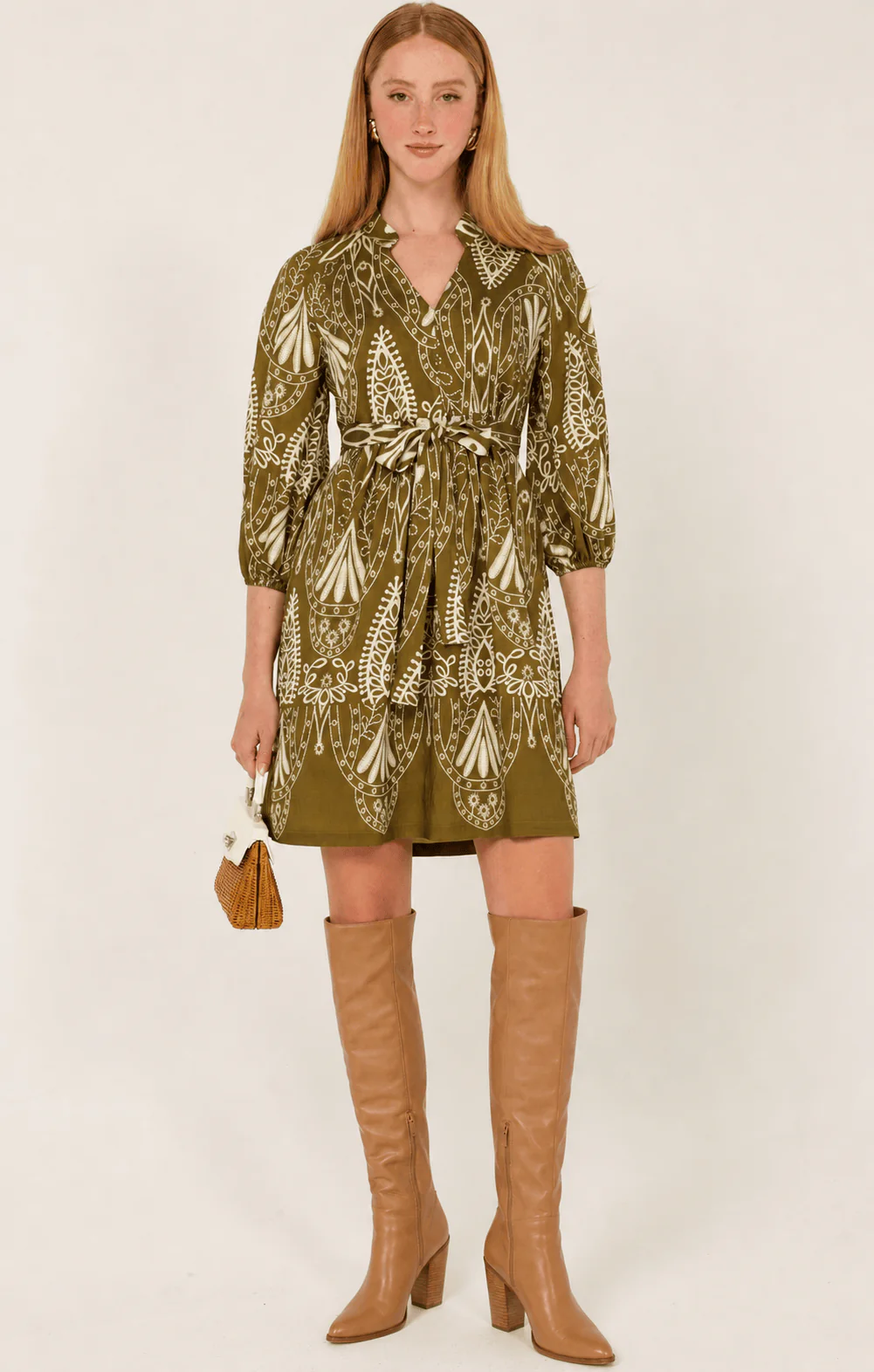 KIRRA SHIFT DRESS IN OLIVE CREAM - Image 3