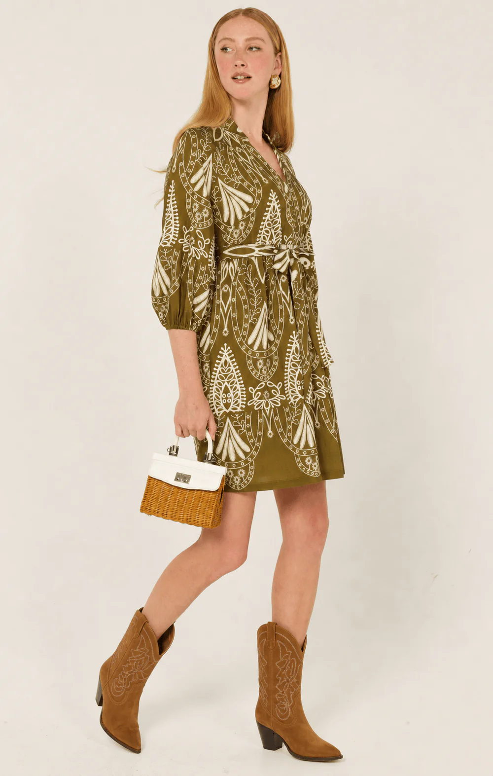 KIRRA SHIFT DRESS IN OLIVE CREAM - Image 7