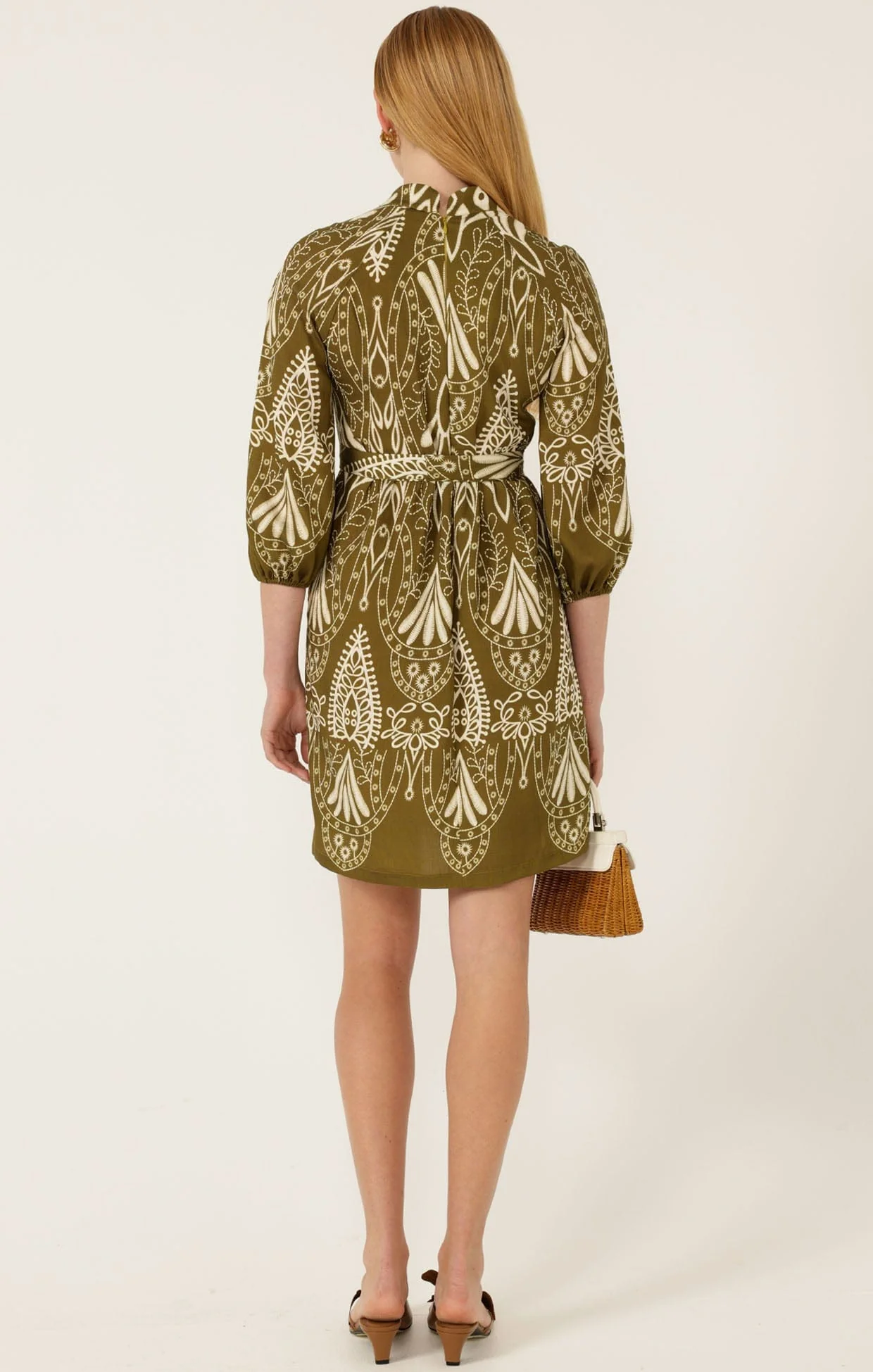 KIRRA SHIFT DRESS IN OLIVE CREAM - Image 8