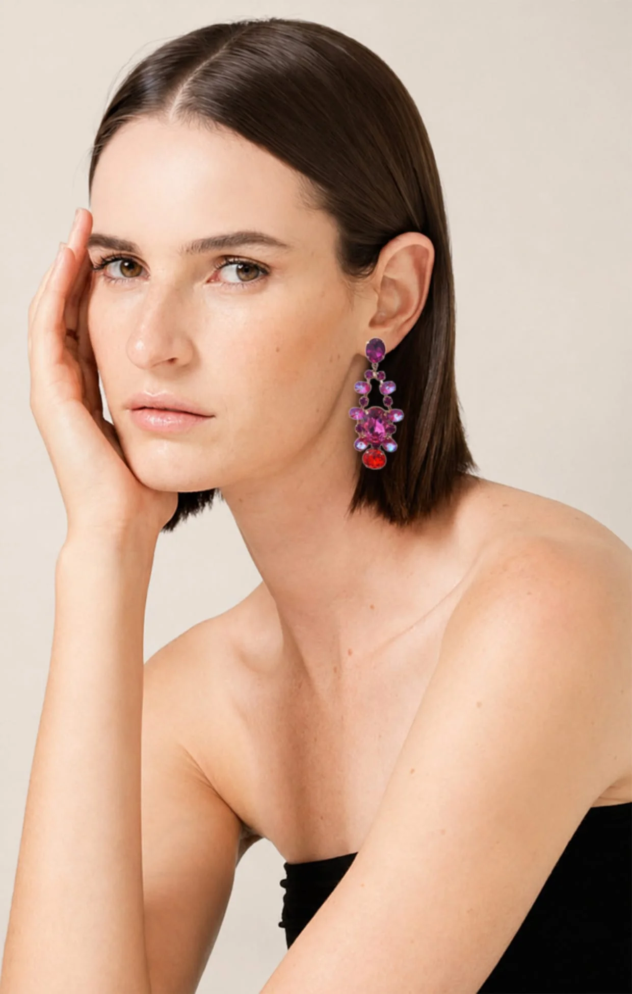 LISBON EARRINGS IN FUCHSIA RED - Image 2