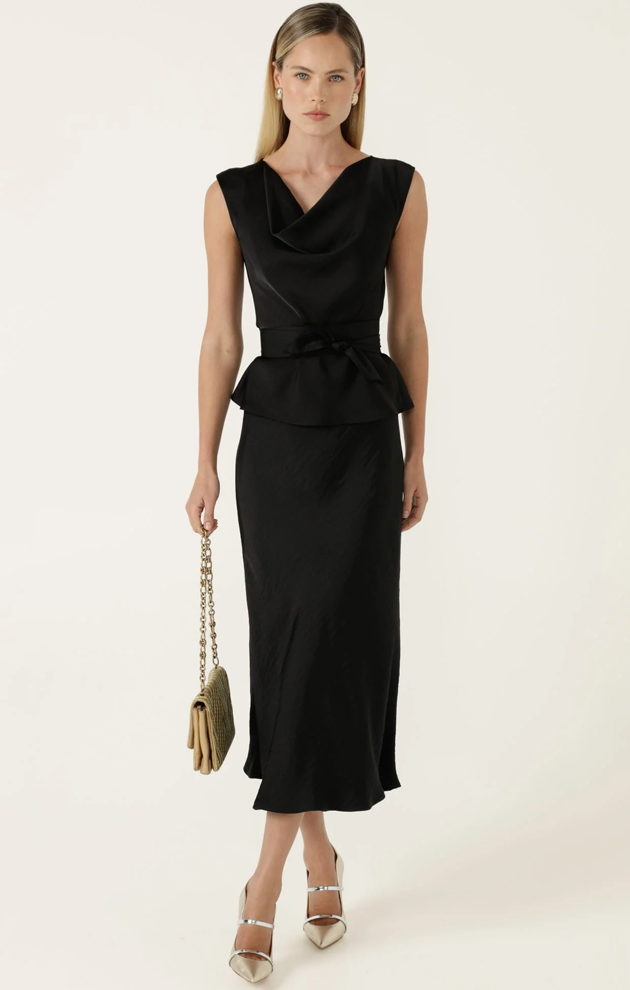LUXE BIAS MIDI SKIRT IN BLACK - Image 2