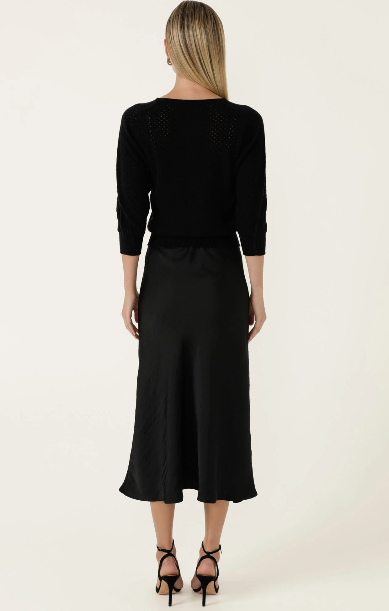 LUXE BIAS MIDI SKIRT IN BLACK - Image 6
