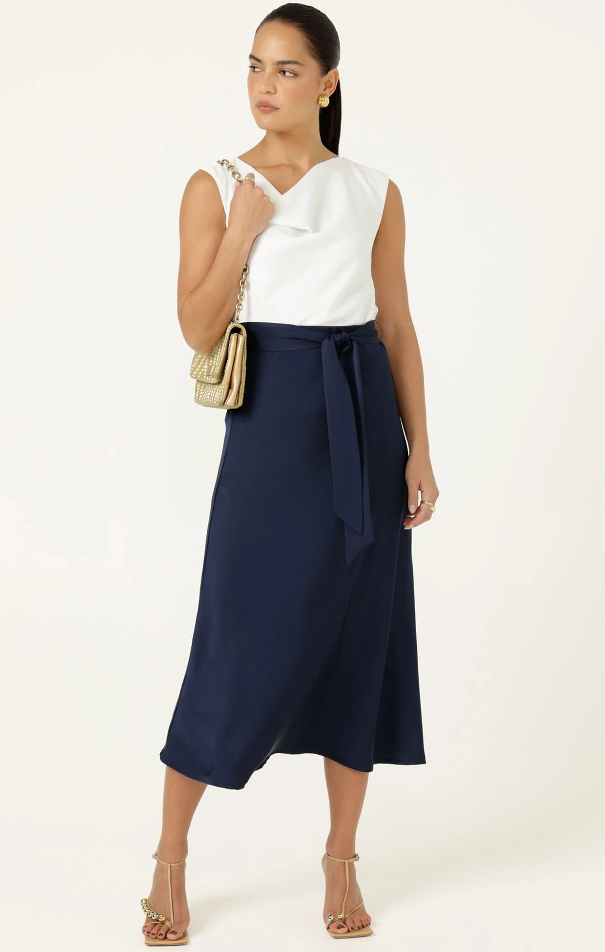 LUXE BIAS MIDI SKIRT IN NAVY - Image 3