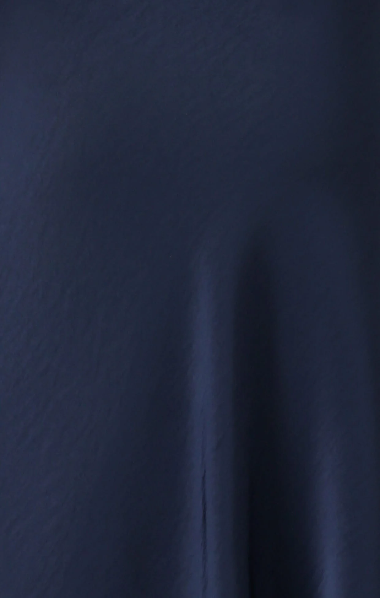 LUXE BIAS MIDI SKIRT IN NAVY - Image 7