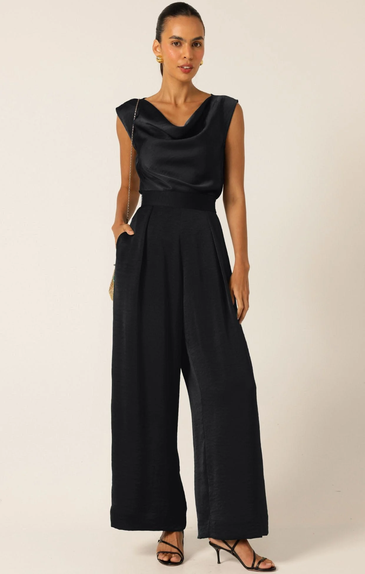 LUXE PLEATED TROUSER IN BLACK