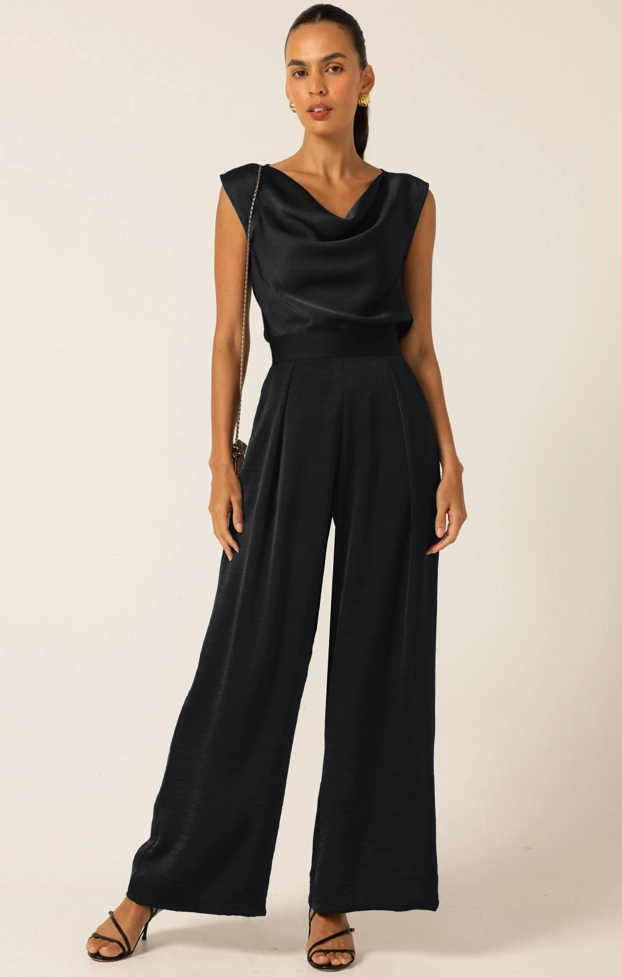 LUXE PLEATED TROUSER IN BLACK - Image 5
