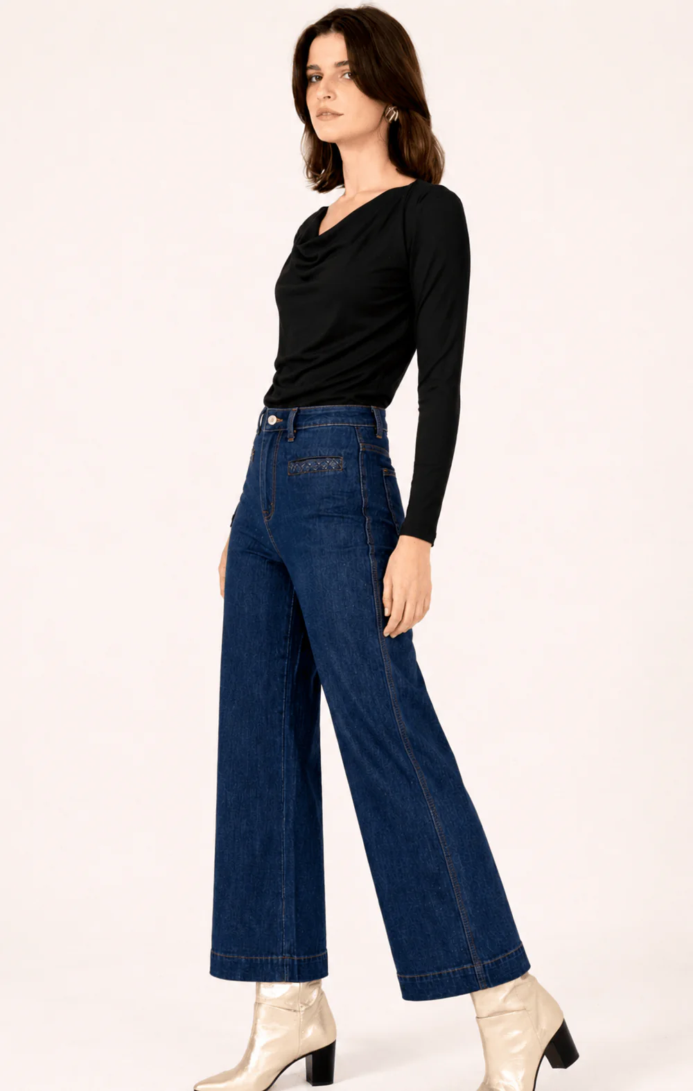 MILDA COWL TOP IN BLACK - Image 5