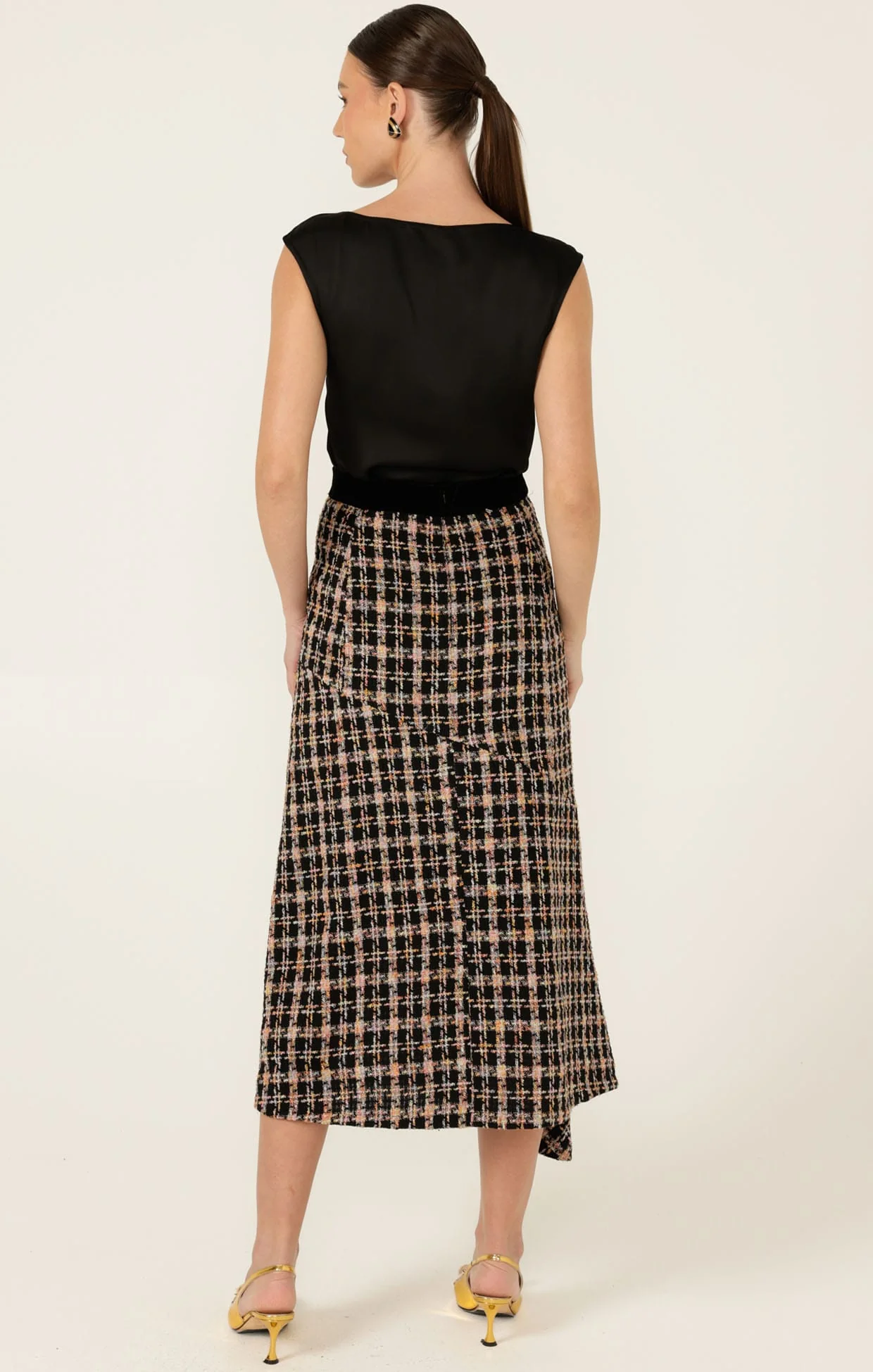 ONYX MIDI SKIRT - Image 11