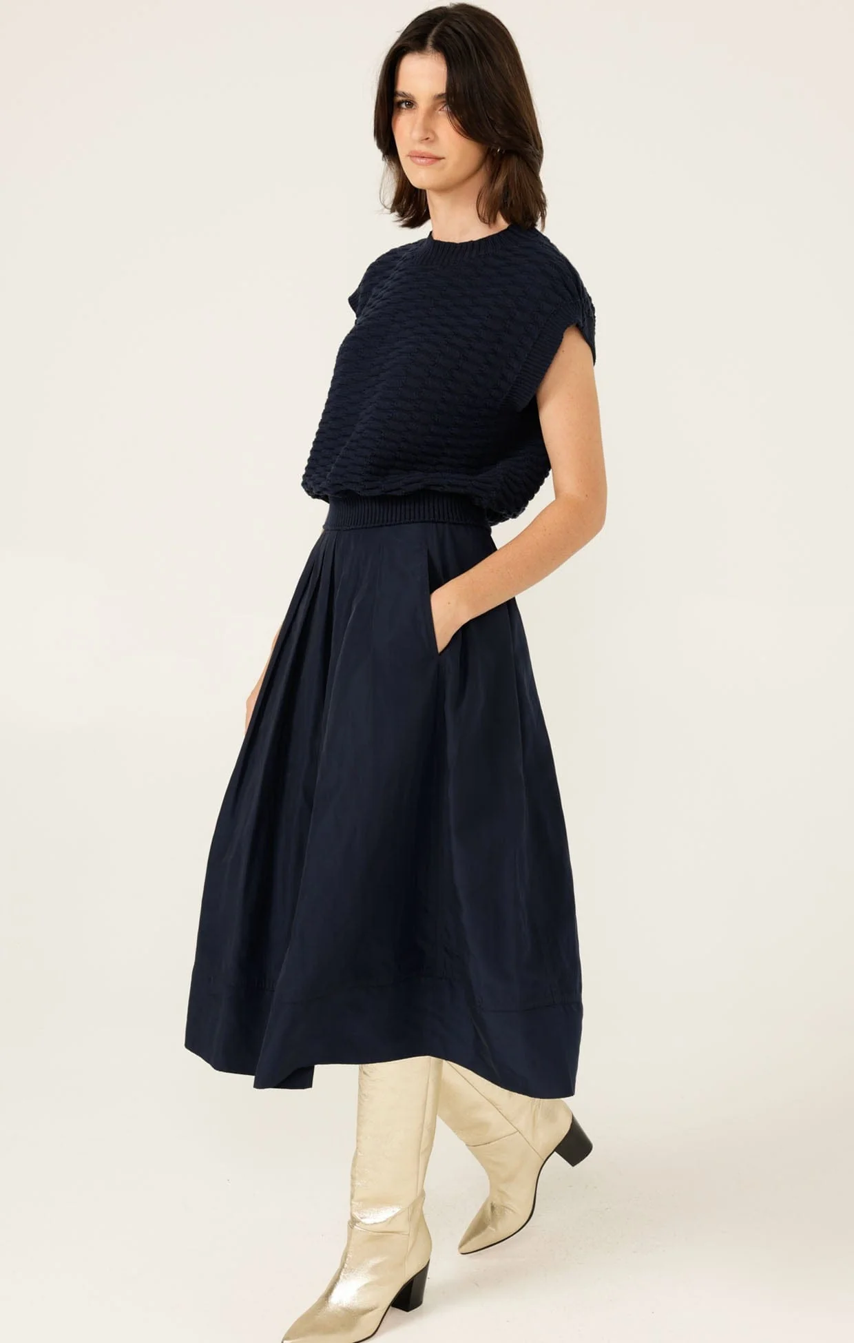 PLEATED A-LINE SKIRT IN NAVY - Image 7