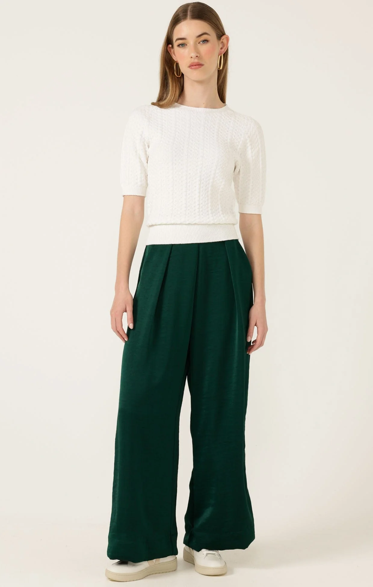 LUXE PLEATED TROUSER IN EMERALD - Image 3