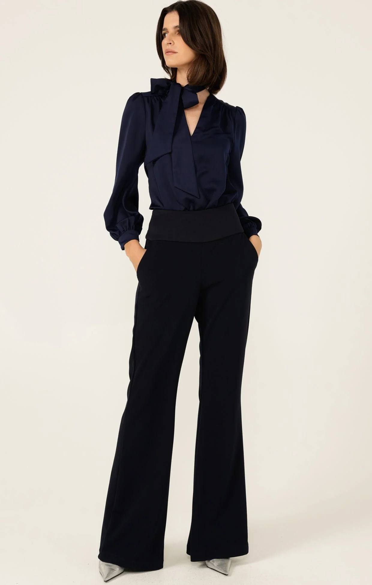 PRUDENCE BLOUSE IN NAVY - Image 6