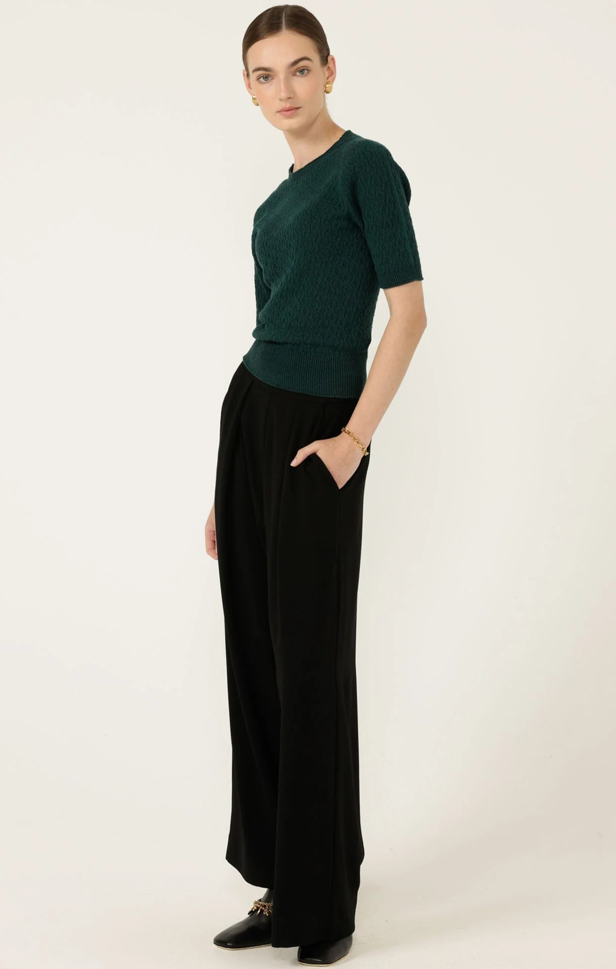 SHORT SLEEVE GROVE KNIT TOP IN FOREST - Image 6