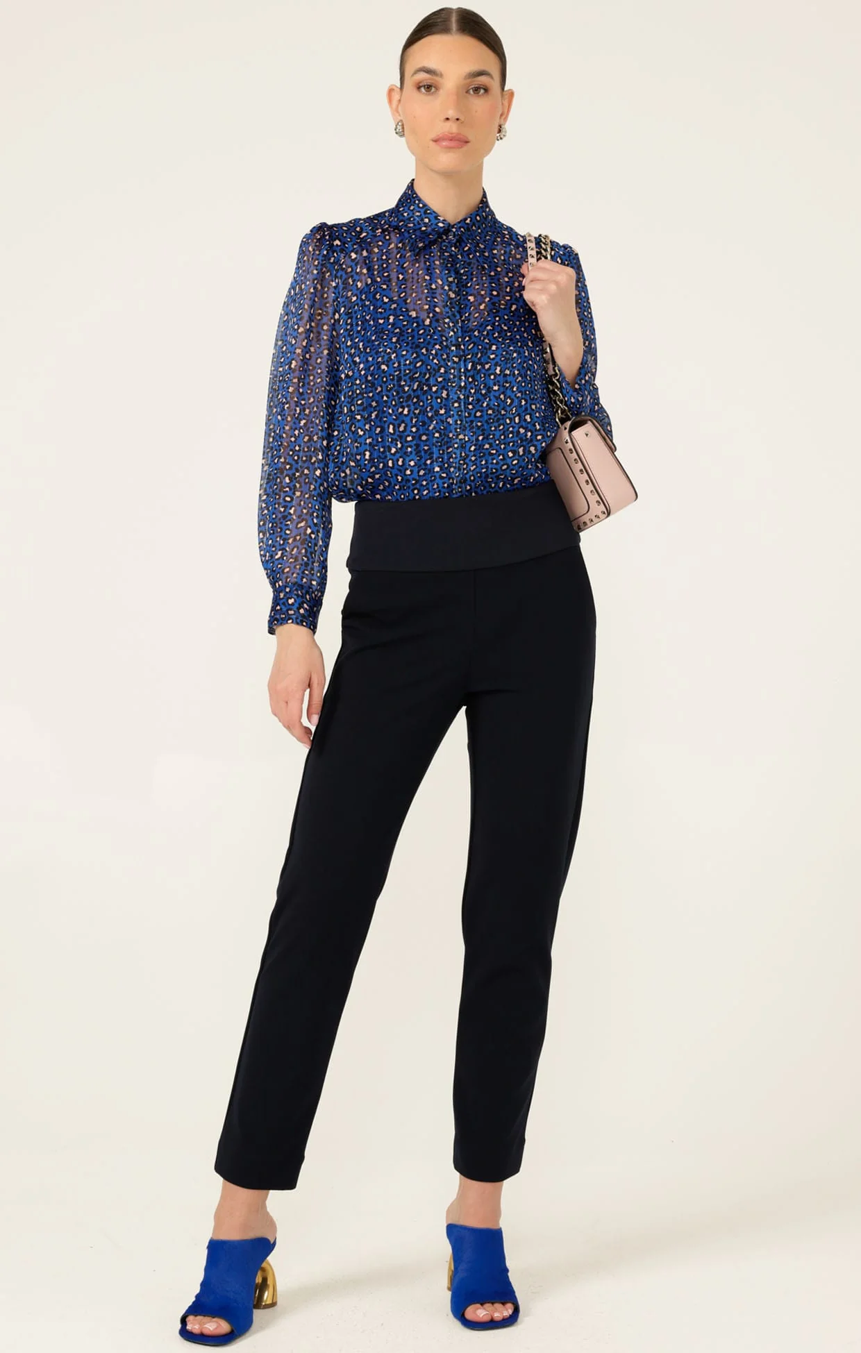 TAPERED LEG PANT IN NAVY - Image 7