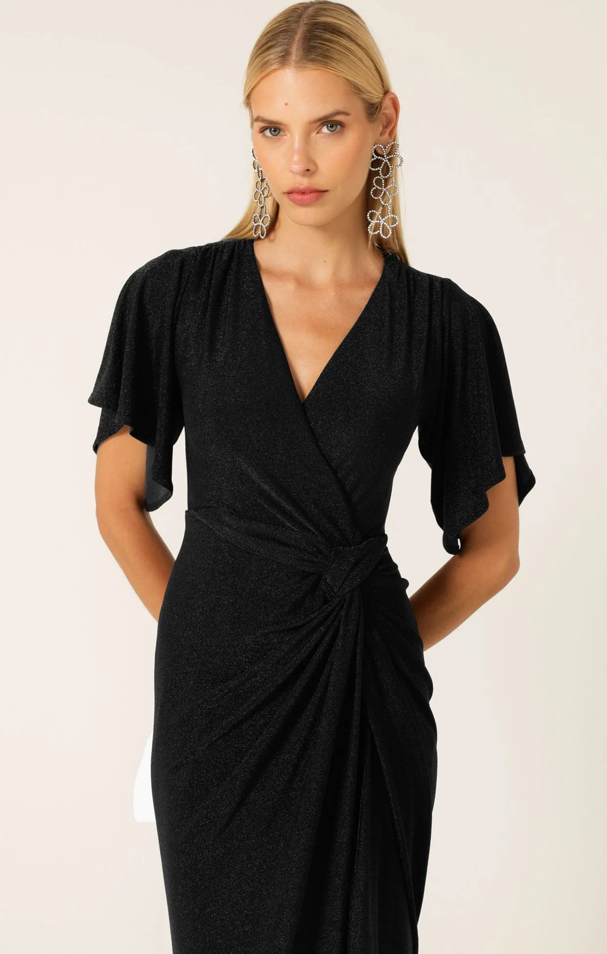 THE EMPORIUM MAXI DRESS IN BLACK - Image 3
