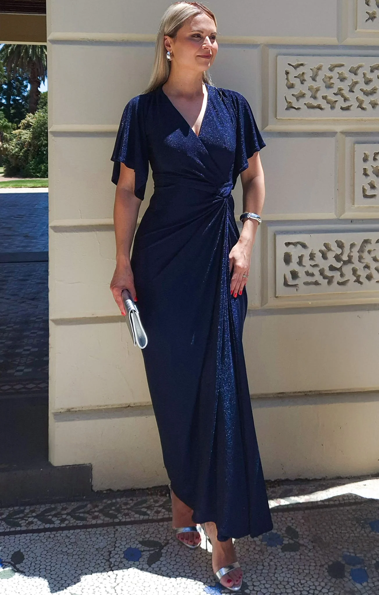THE EMPORIUM MAXI DRESS IN NAVY - Image 5