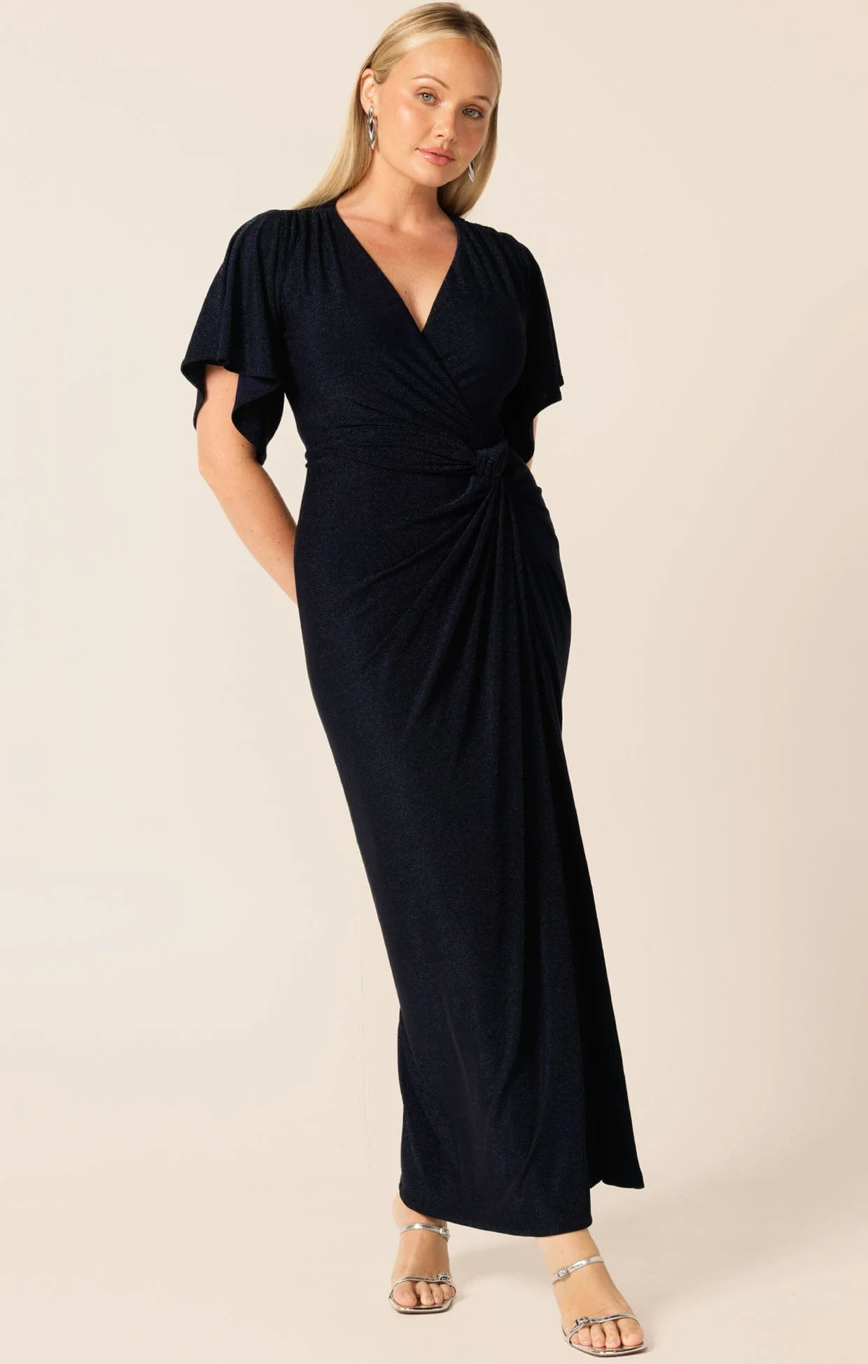 THE EMPORIUM MAXI DRESS IN NAVY - Image 6