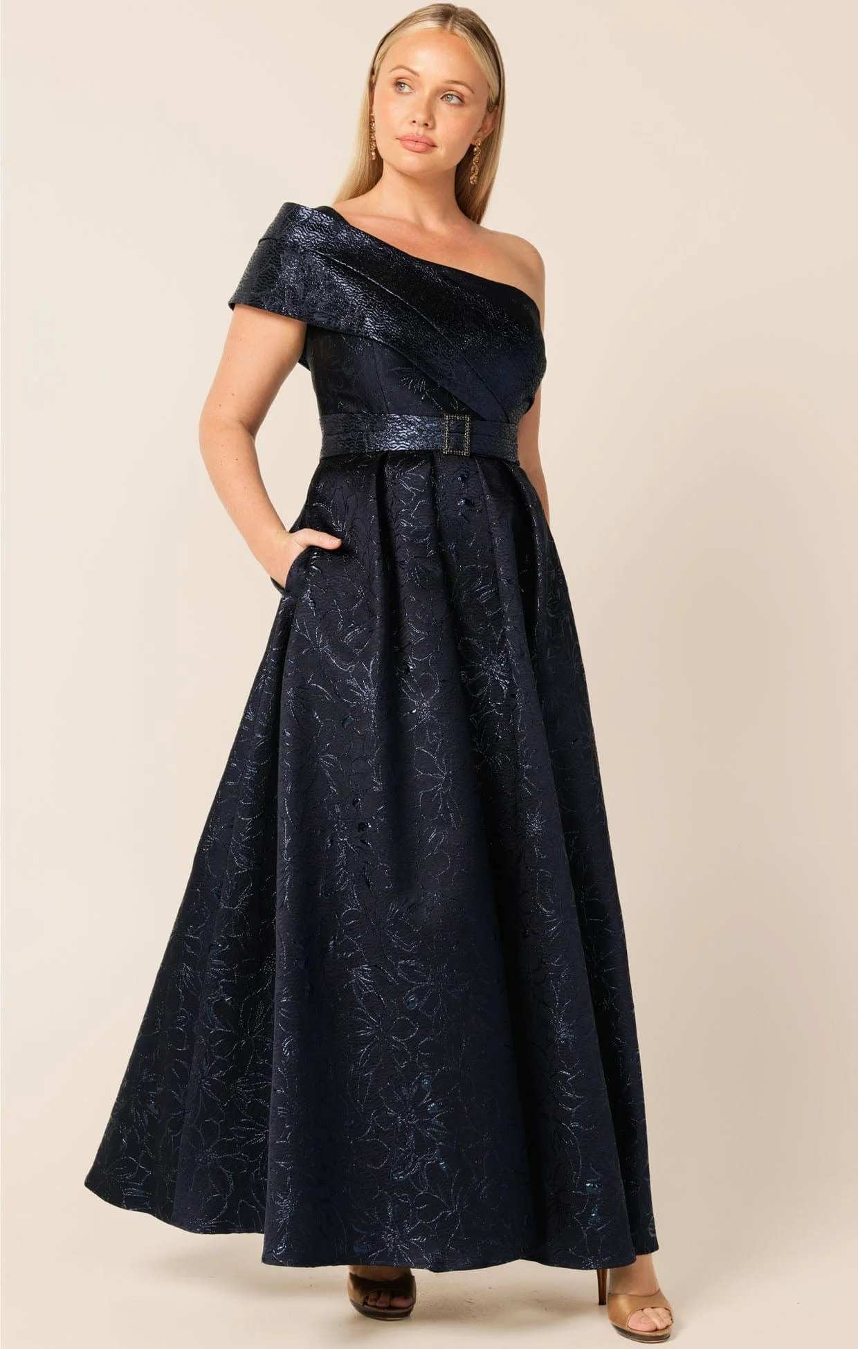 TWILIGHT GOWN - Image 3