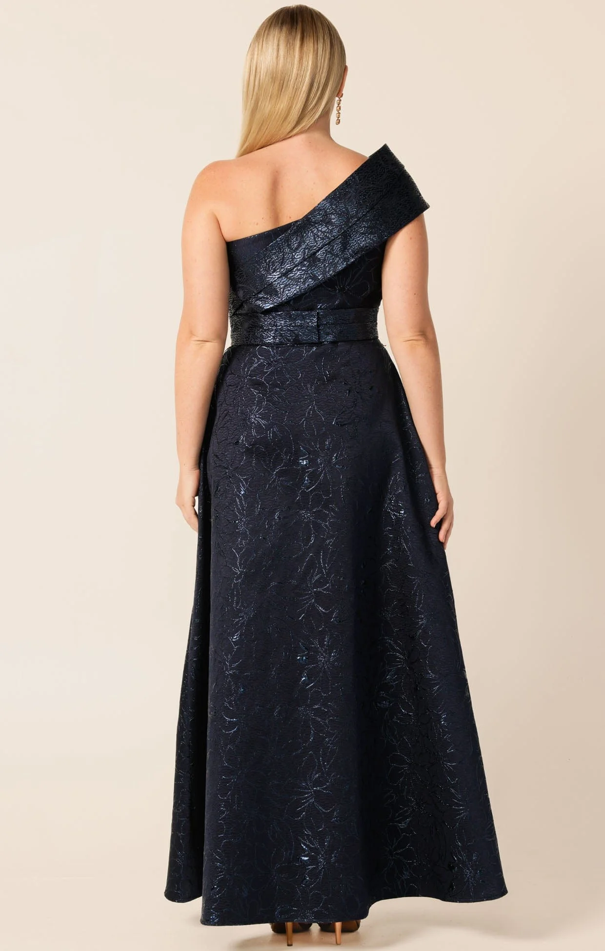 TWILIGHT GOWN - Image 9